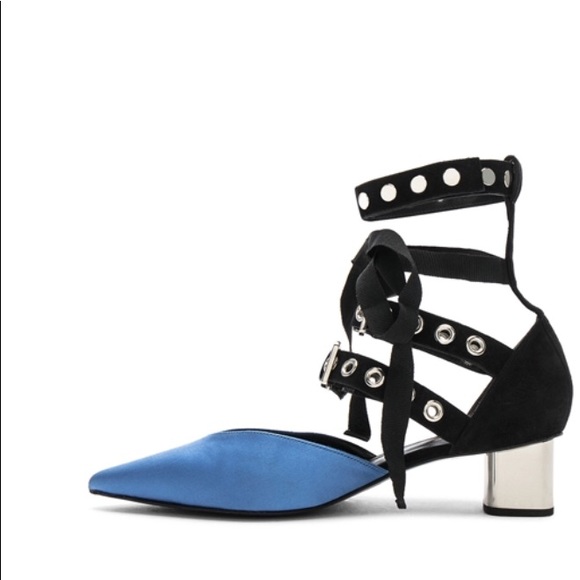 Blue Satin Self Pory - Picture 6 of 9